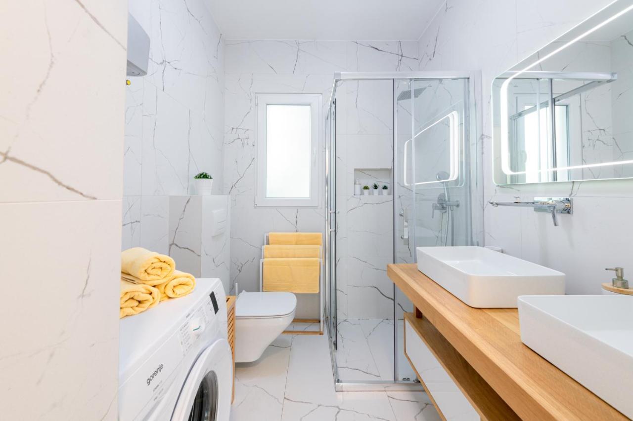 New Deluxe Jacuzzi Apartment Ana Dubrovnik Bagian luar foto