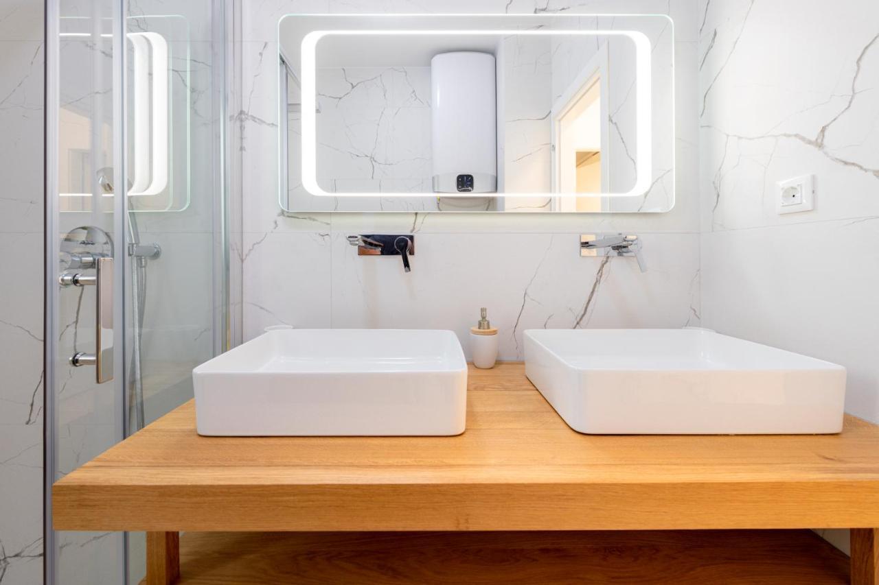 New Deluxe Jacuzzi Apartment Ana Dubrovnik Bagian luar foto